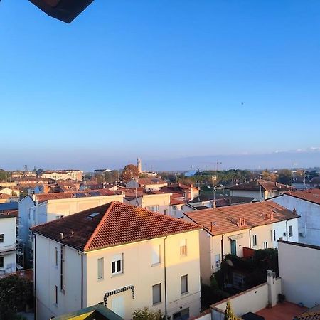 Attico A 2 Passi Dalla Stazione E Centro Storico Ravenna Exteriör bild