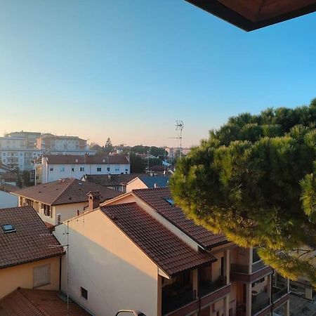 Attico A 2 Passi Dalla Stazione E Centro Storico Ravenna Exteriör bild